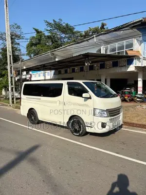Nissan Caravan E26 2015 Van (Used)