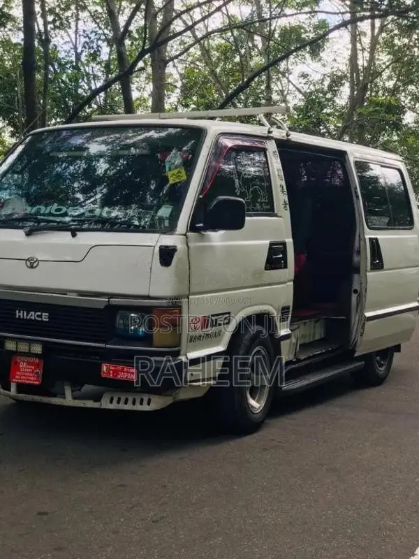 Toyota Hiace 1987 Van (Used)