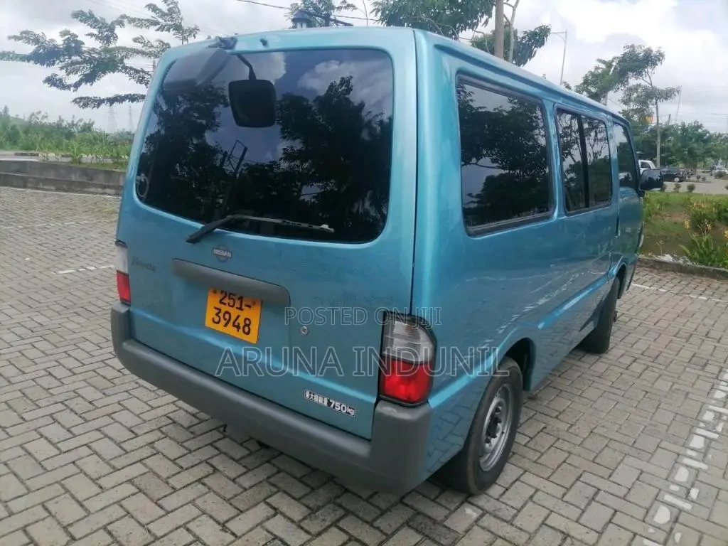 Nissan Vanette 1995 Van (Used)