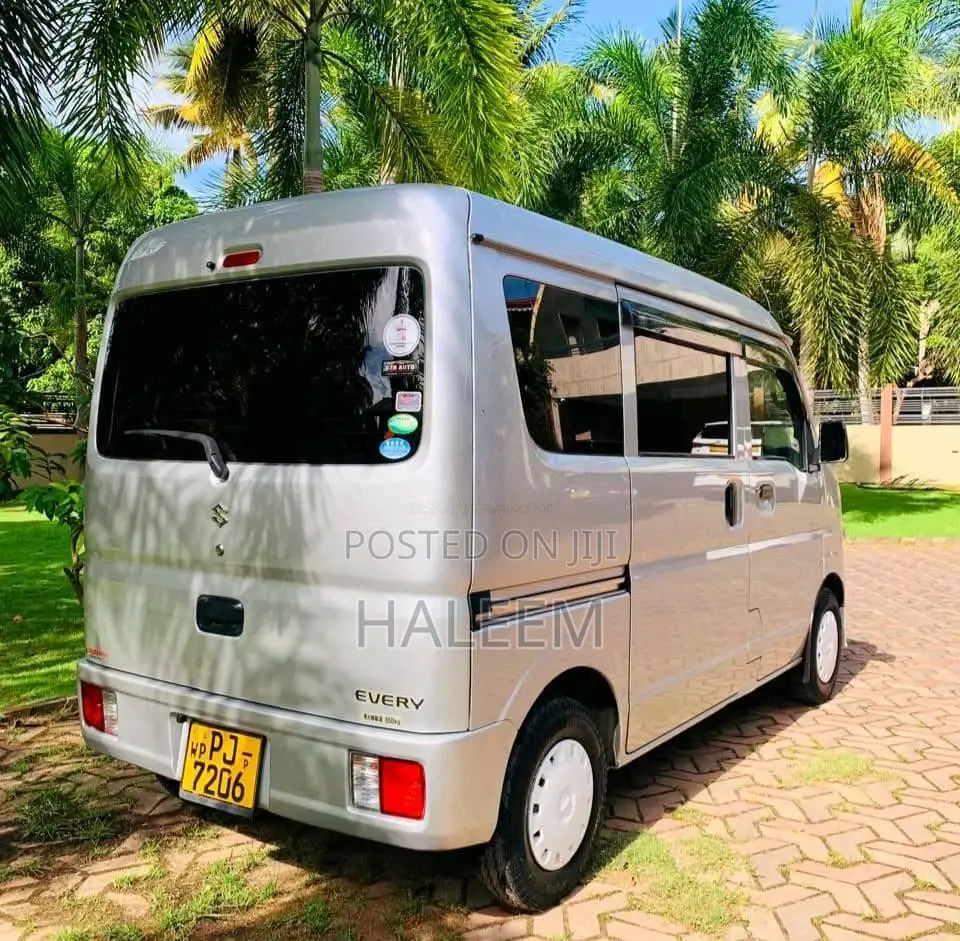Suzuki Every DA17 2016 Van (Used)