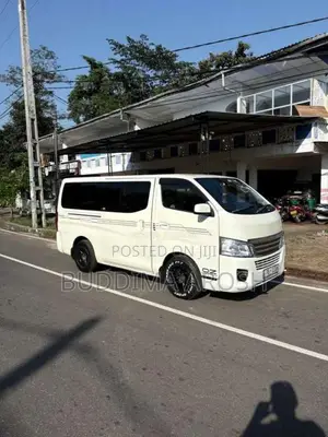 Nissan Caravan E26 2015 Van (Used)