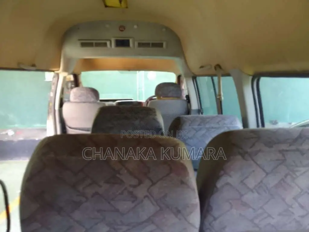 Nissan Caravan 2003 Van (Used)