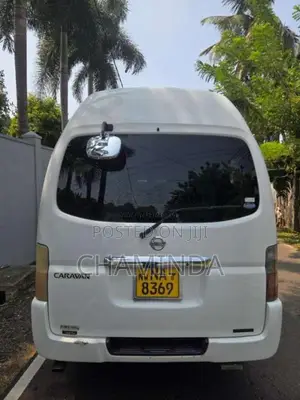 Nissan Caravan E25 2010 Van (Used)