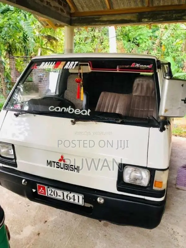 Mitsubishi L300 1981 Van (Used)