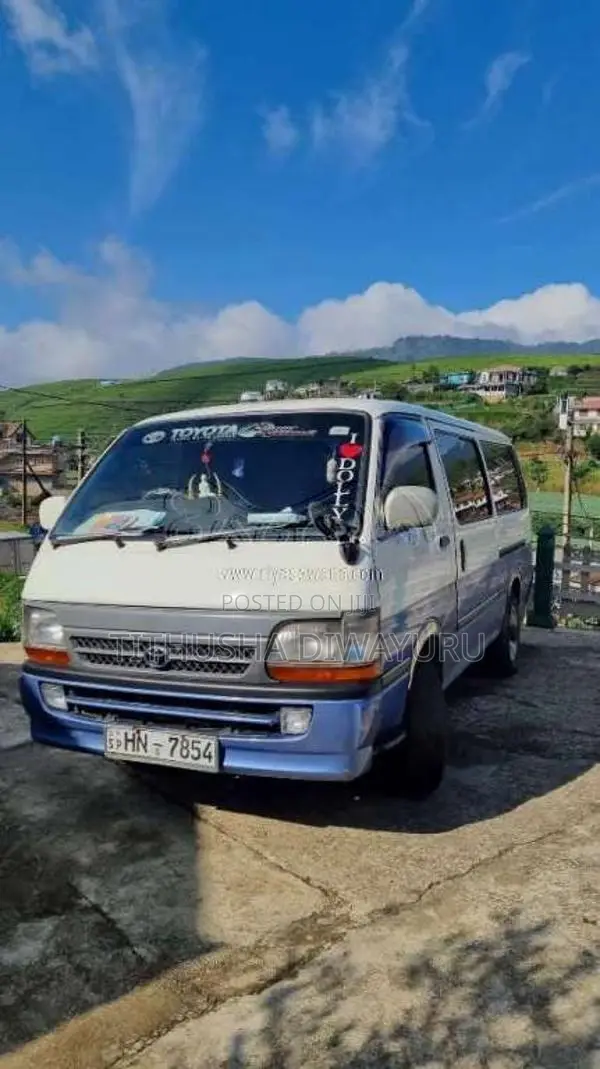 Toyota DOLPHIN Super Gl 1996 Van (Used)