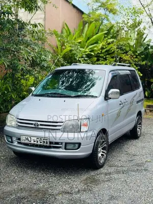 Toyota Noah 1998 Van (Used)