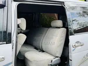 Toyota Noah 1998 Van (Used)
