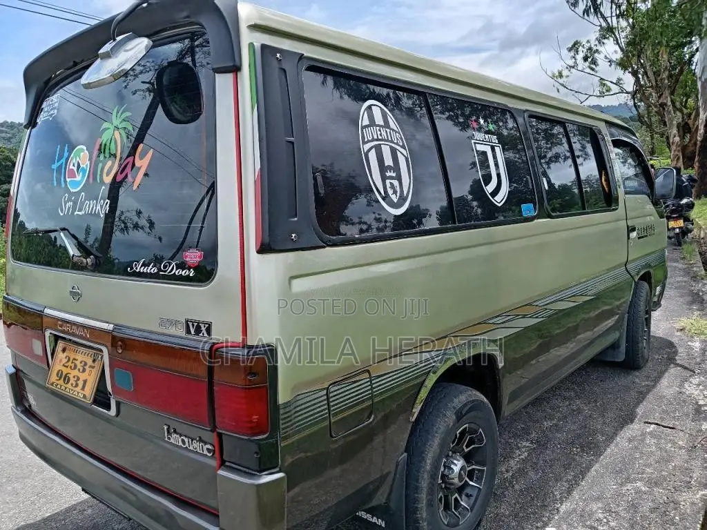 Nissan VX 1996 Van (Used)
