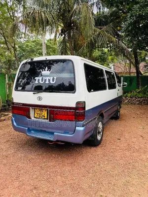Toyota DOLPHIN Super Gl 1996 Van (Used)