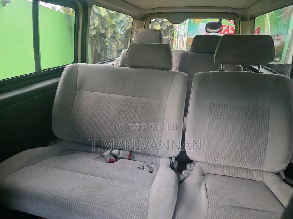 Toyota Super Gl Update 201 2017 Van (Used)