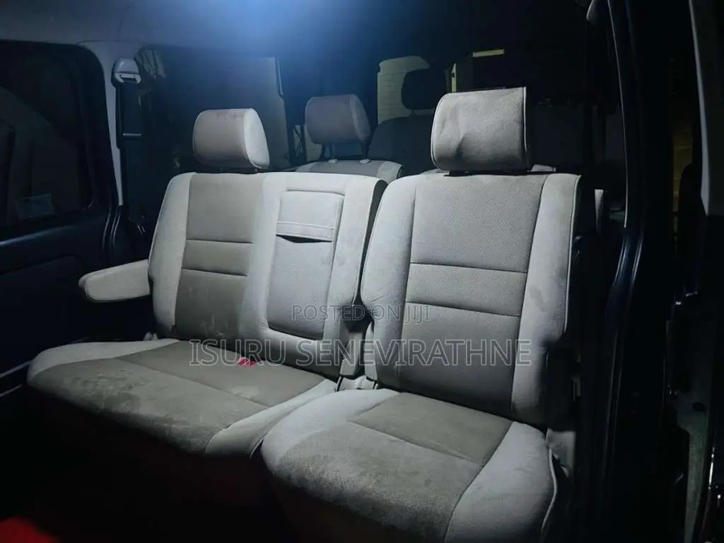 Toyota HIACE 2016 Van (Used)