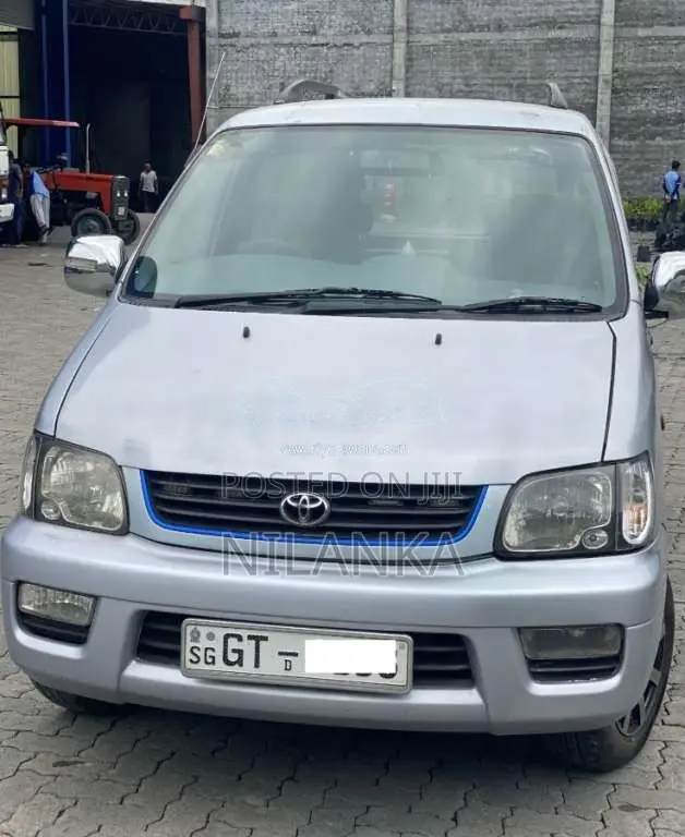 Toyota Townace Noah 1999 Van (Used)