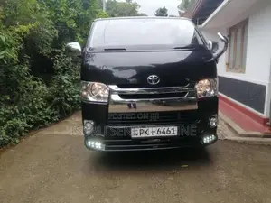 Toyota HIACE 2016 Van (Used)