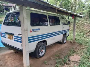 Mitsubishi L300 1986 Van (Used)