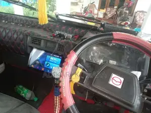 Mazda Brawny 1995 Van (Used)