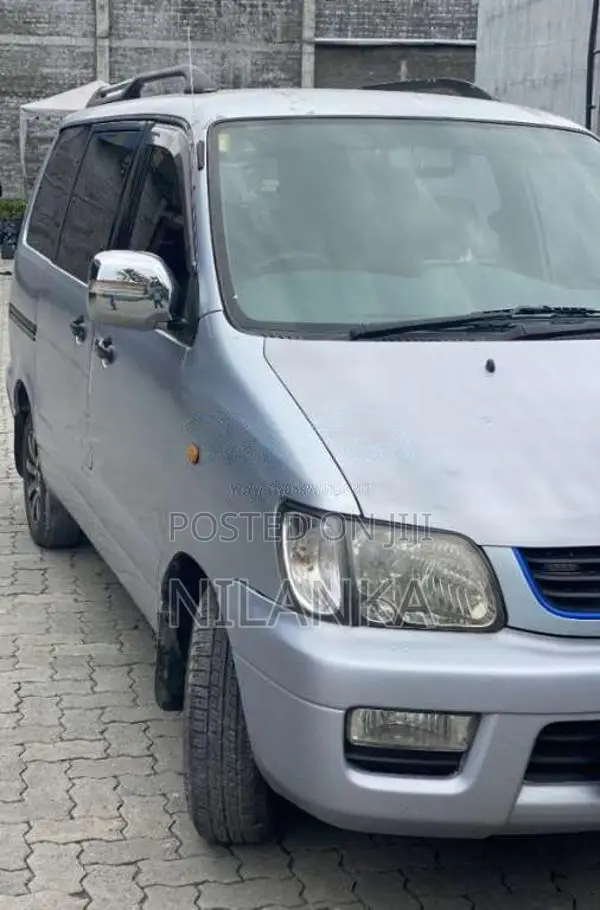 Toyota Townace Noah 1999 Van (Used)