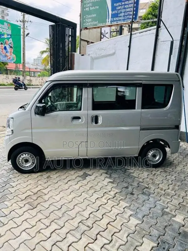 Nissan Clipper NV100 DX 2023 Van Unregistered (Recondition)