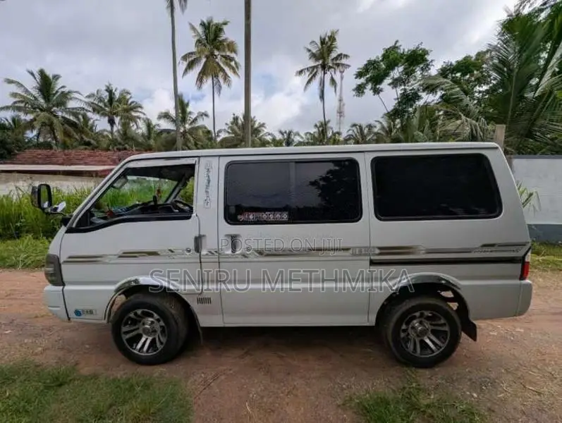 Nissan Vanette 1999 Van (Used)