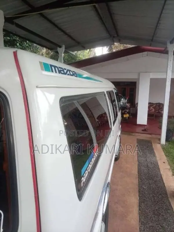 Mazda Brawny 1995 Van (Used)