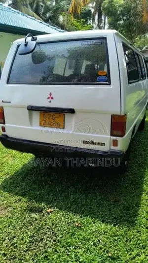 Mitsubishi L300 1986 Van (Used)
