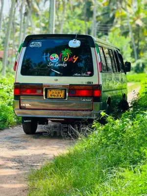 Nissan Caravan 1996 Van (Used)