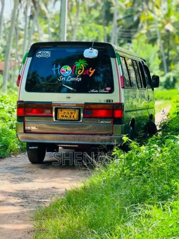 Nissan Caravan 1996 Van (Used)