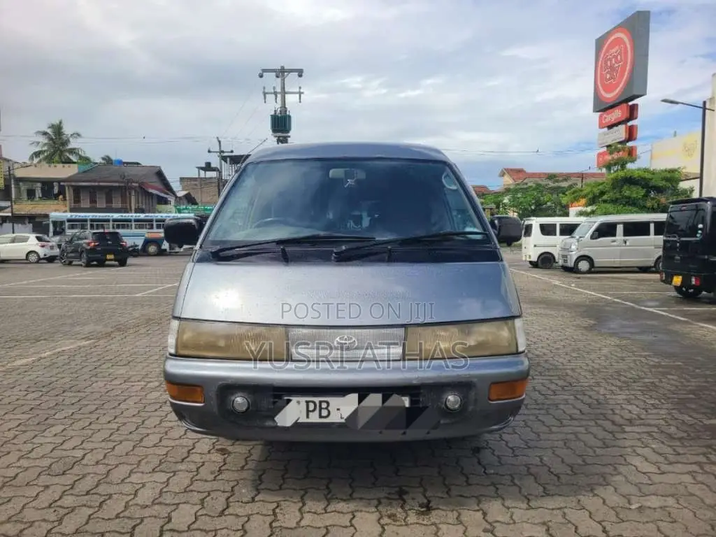 Toyota TownAce CR22 Royal Emperor 2007 Van (Used)