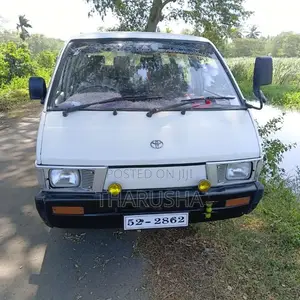 Toyota TownAce 1987 Van (Used)