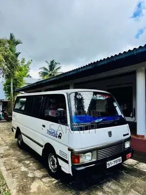 Nissan Caravan 1985 Van (Used)