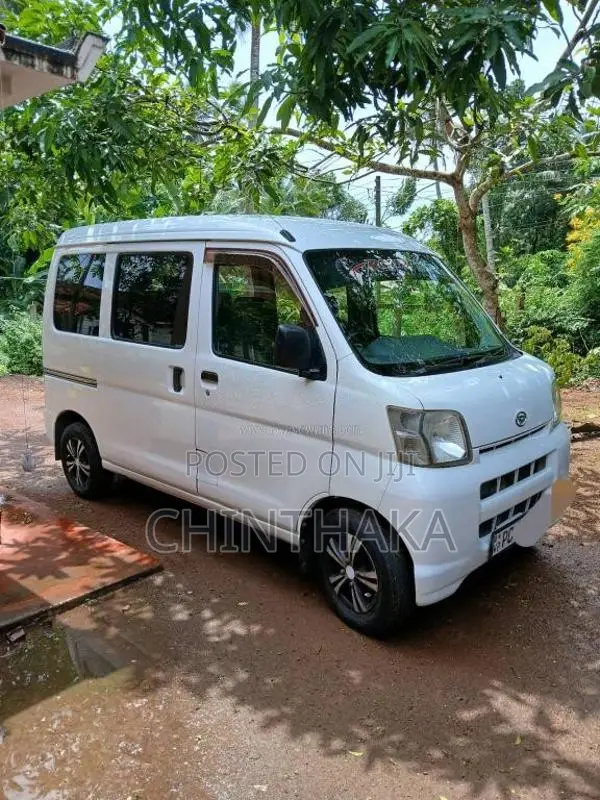 Daihatsu Hijet 320s 2007 Van (Used)