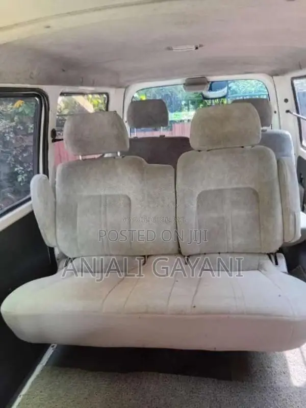 Nissan Vanette 2000 Van (Used)