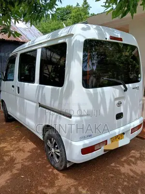 Daihatsu Hijet 320s 2007 Van (Used)
