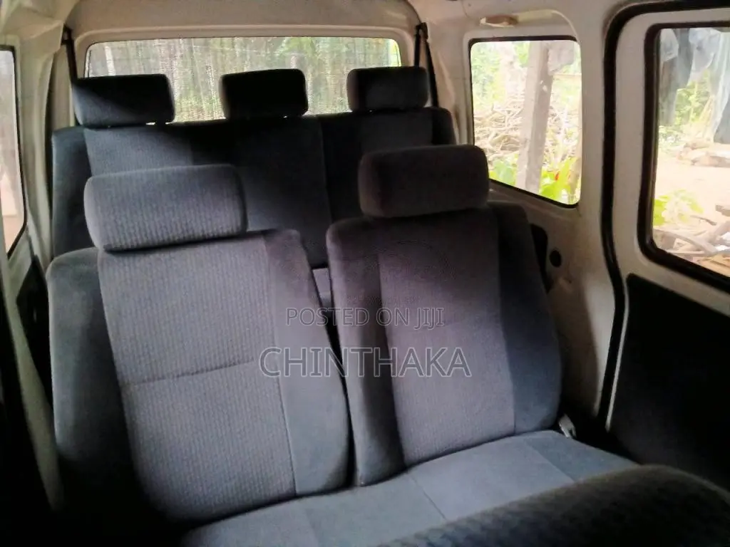 Daihatsu Hijet 320s 2007 Van (Used)