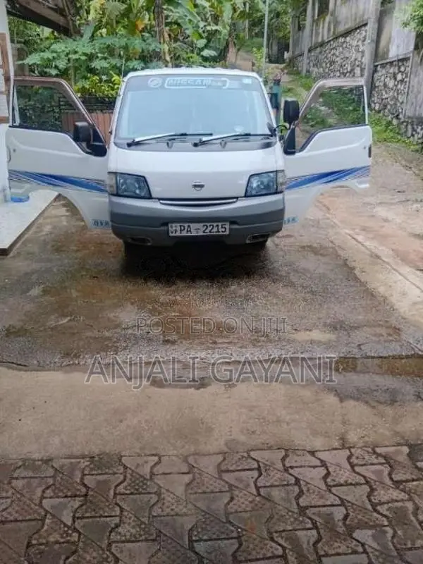 Nissan Vanette 2000 Van (Used)