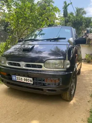 Nissan Serena 1996 Van (Used)