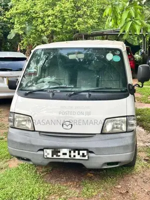 Mazda Bongo 2005 Van (Used)