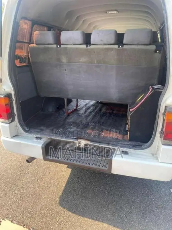 Mazda Brawny 1998 Van (Used)