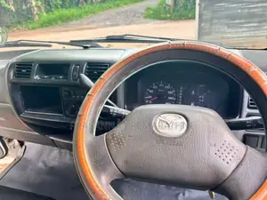 Mazda Bongo 2005 Van (Used)