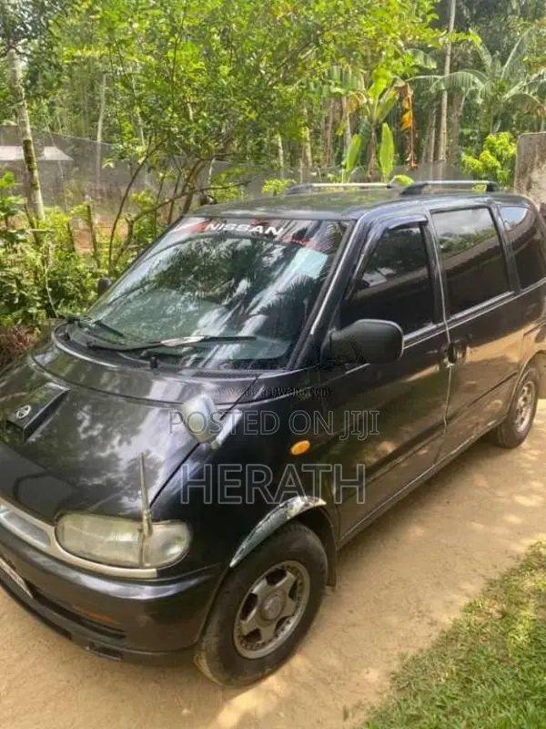 Nissan Serena 1996 Van (Used)