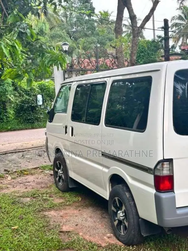 Mazda Bongo 2005 Van (Used)