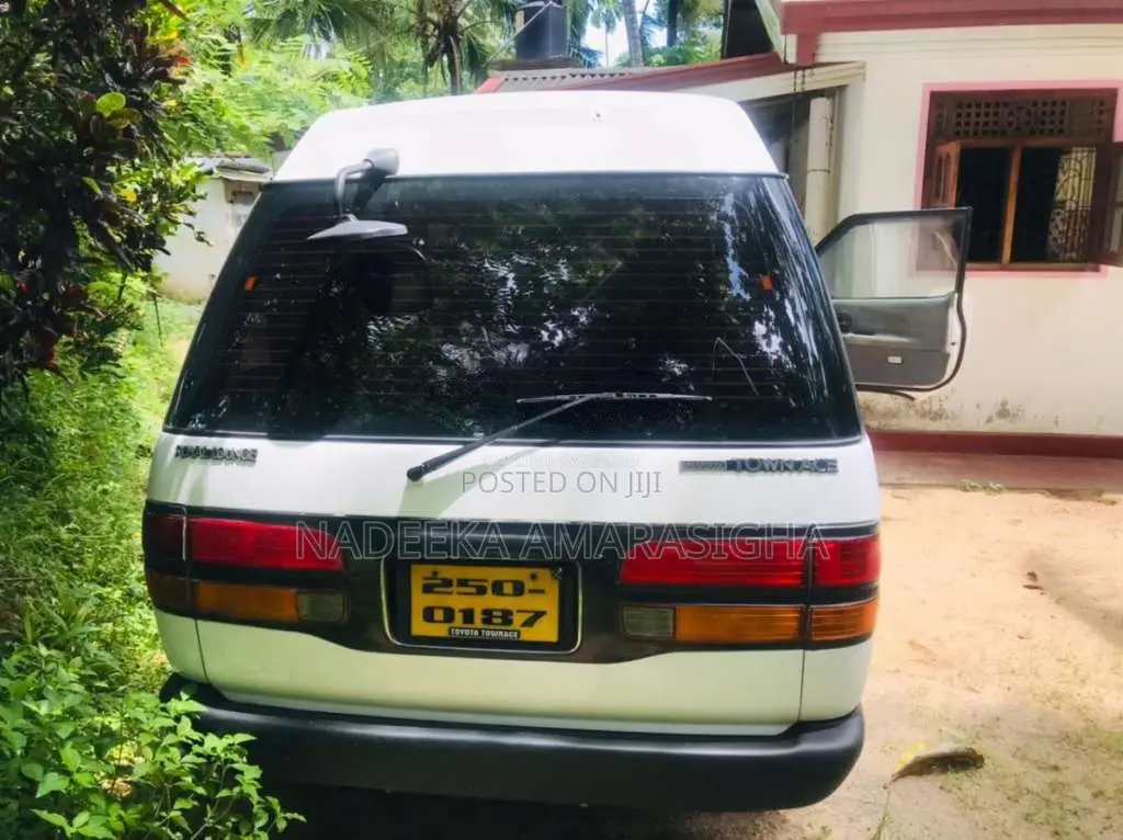 Toyota TownAce 1992 Van (Used)