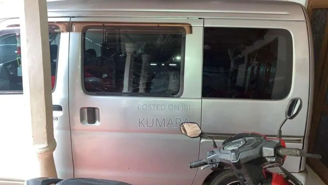 Daihatsu Hijet 2012 Van (Used)