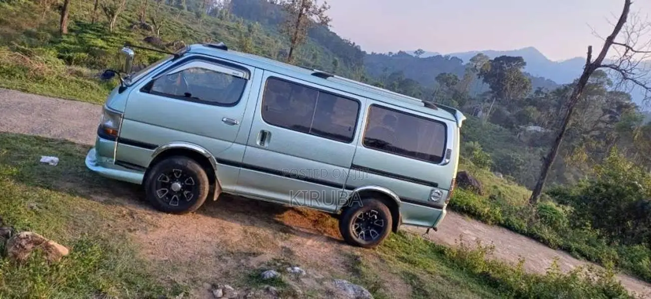 Toyota Dolphin LH162 1999 Van (Used)