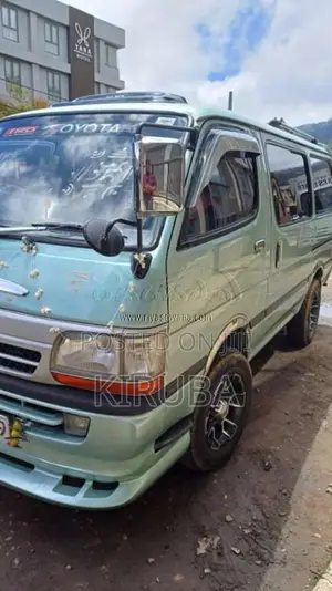 Toyota Dolphin LH162 1999 Van (Used)