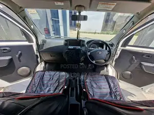 Toyota TownAce 2011 Van (Used)