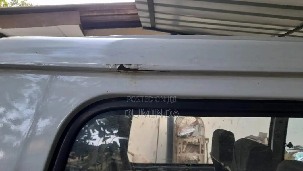 Toyota HiaCE Short 1988 Van (Used)
