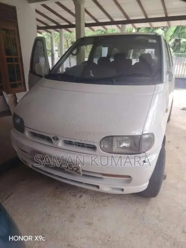 Nissan Serena 1999 Van (Used)