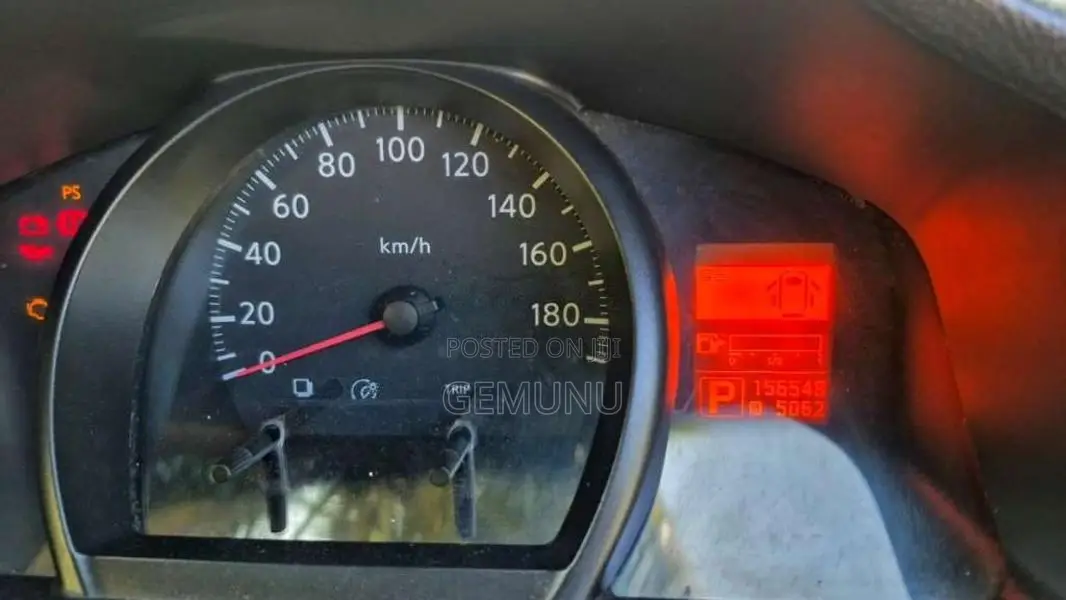 Nissan NV200 2009 Van (Used)