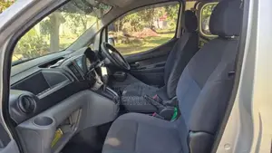 Nissan NV200 2009 Van (Used)