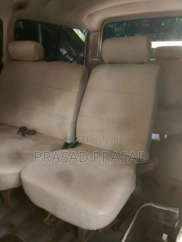 Nissan Caravan Kota 2003 Van (Used)